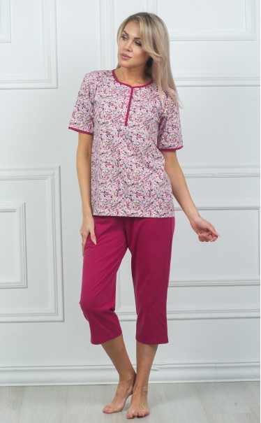 Комплект футболка с бриджами "Розочки пудра"